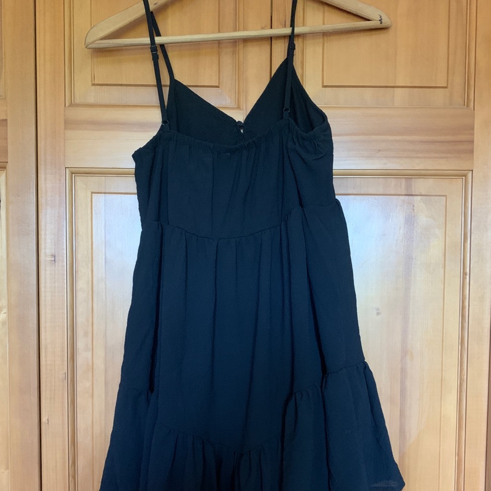 Urban Outfitters Flowy Tiered Black Dress - Picture 4 of 5